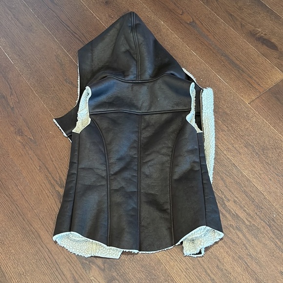 Buffalo Brown Women’s Vest Size Medium - Picture 5 of 5